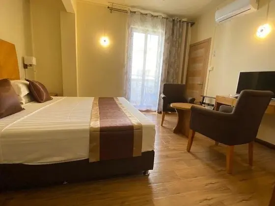Deluxe Tek Büyük Yataklı Oda, Balkon