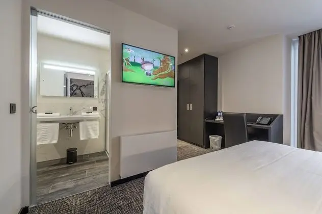 Superior Dört Kişilik Oda