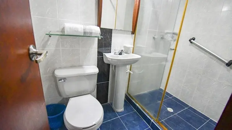Standard Tek Büyük Yataklı Oda