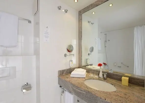 Comfort Tek Büyük veya İki Ayrı Yataklı Oda