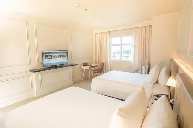 Deluxe Tek Büyük Yataklı Oda, 2 Çift Kişilik Yatak