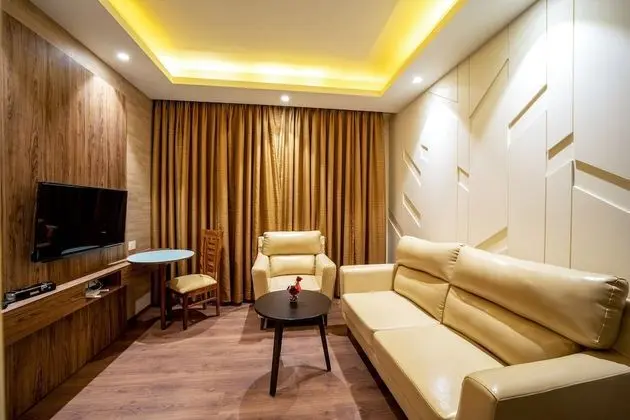 Suite Room