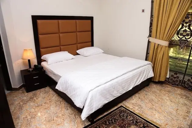 Deluxe Dört Kişilik Oda