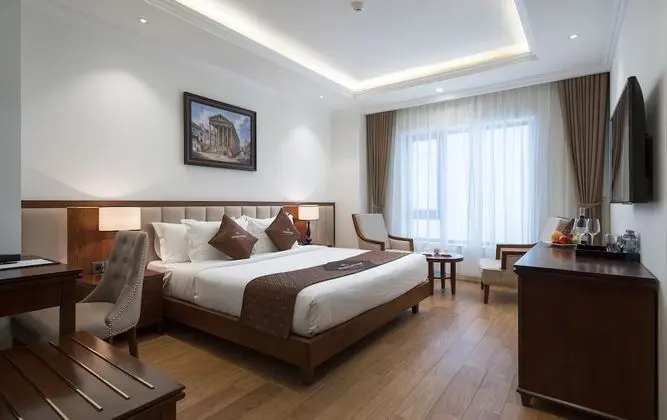 Deluxe Tek Büyük Yataklı Oda