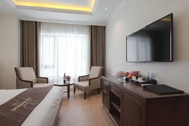 Deluxe Tek Büyük Yataklı Oda