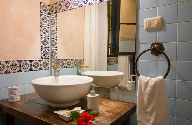 Romantic Süit, 1 En Büyük (King) Boy Yatak