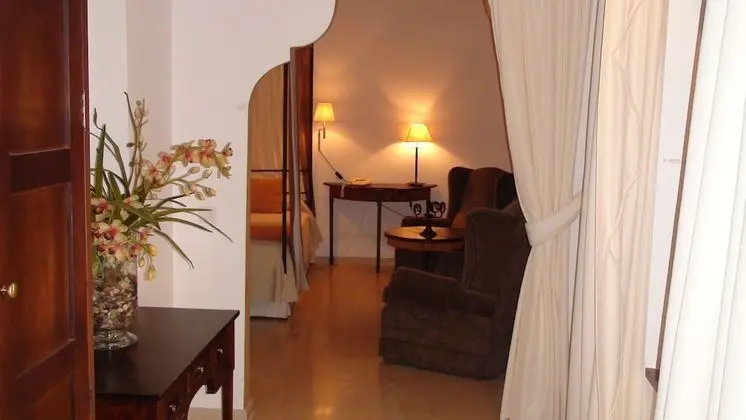 Standard Tek Büyük veya İki Ayrı Yataklı Oda