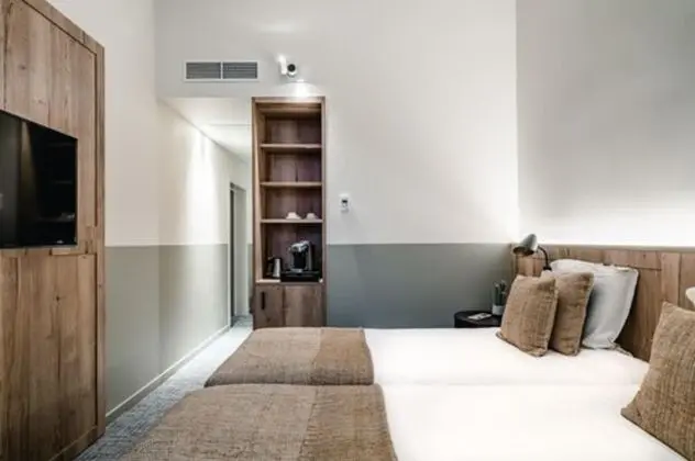 Deluxe Tek Büyük veya İki Ayrı Yataklı Oda, Bahçe Manzaralı