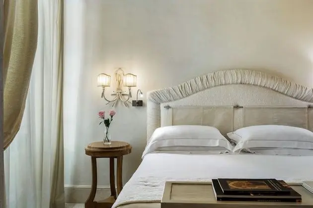 Classic Tek Büyük Yataklı Oda