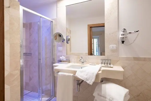 Classic Tek Büyük Yataklı Oda