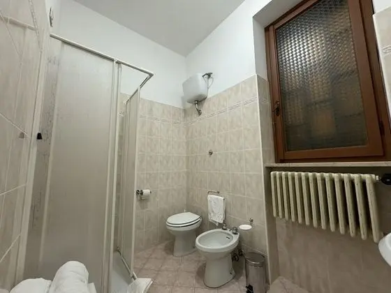 Comfort Tek Büyük veya İki Ayrı Yataklı Oda