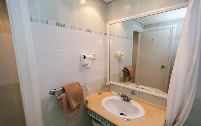 Tek Büyük veya İki Ayrı Yataklı Oda