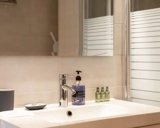 Apart Daire, 2 Yatak Odası, Balkon
