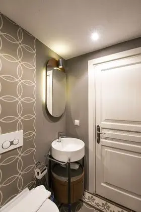 Deluxe Tek Büyük Yataklı Oda, 1 Yatak Odası, Sigara İçilmez (Bay Window)