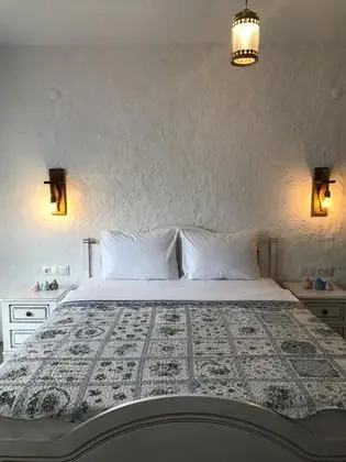 Standart Oda, Sokak Manzaralı, Balkonsuz