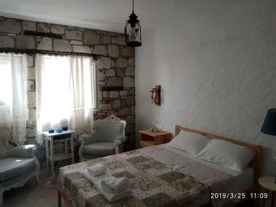 Standart Oda, Sokak Manzaralı, Balkonsuz
