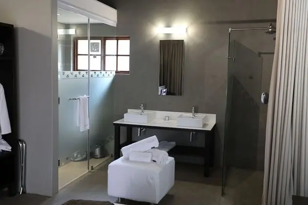 Deluxe Oda, Banyolu/Duşlu
