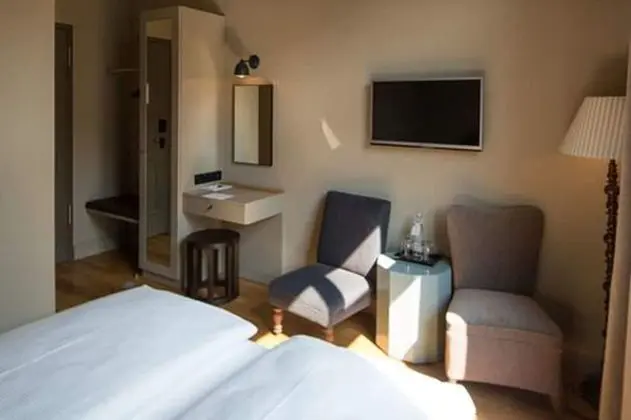 Comfort Tek Büyük Yataklı Oda