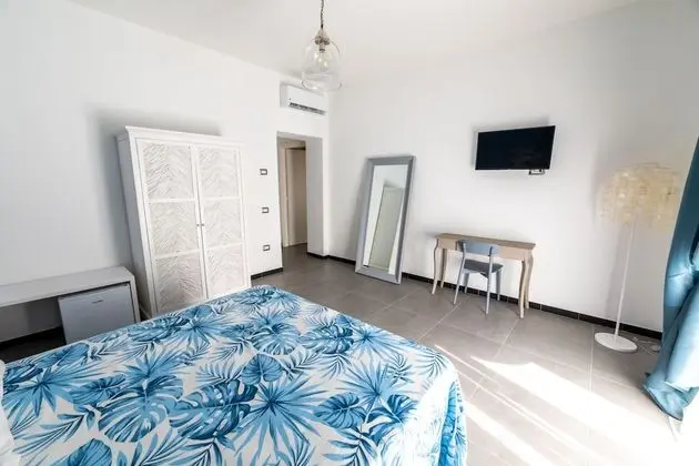 Superior Üç Kişilik Oda (Blue)