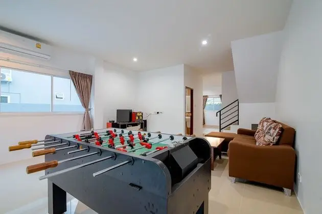 Three Bedrooms Home With Private Pool