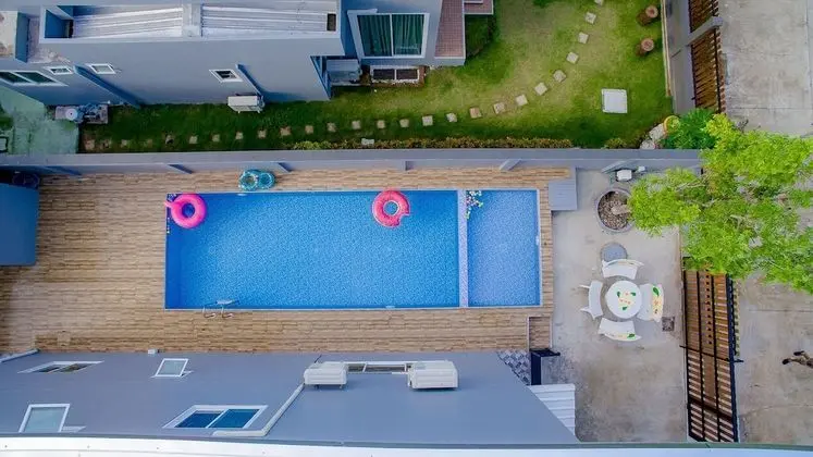 Three Bedrooms Home With Private Pool