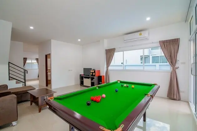 Three Bedrooms Home With Private Pool