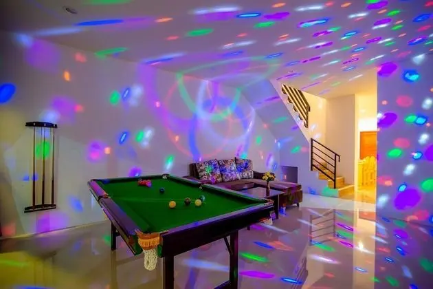 Three Bedrooms Home With Private Pool