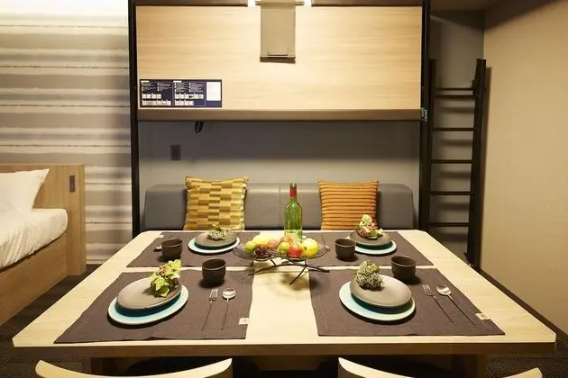 Superior Oda, Sigara İçilmez (Family)