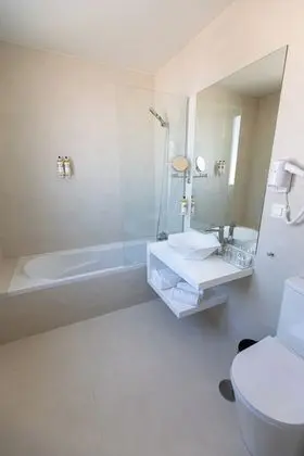 Premium Tek Büyük Yataklı Oda