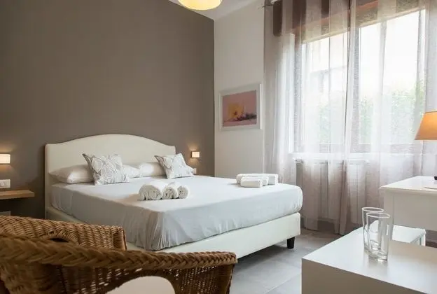 Romantic Tek Büyük Yataklı Oda, Veranda, Zemin Kat