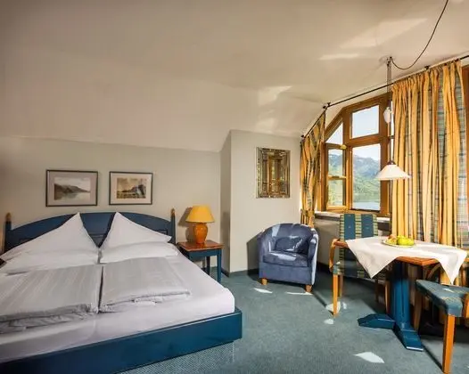 Stüdyo, Göl Manzaralı