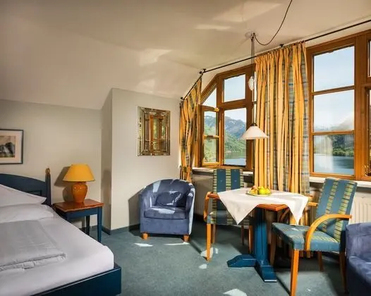 Stüdyo, Göl Manzaralı