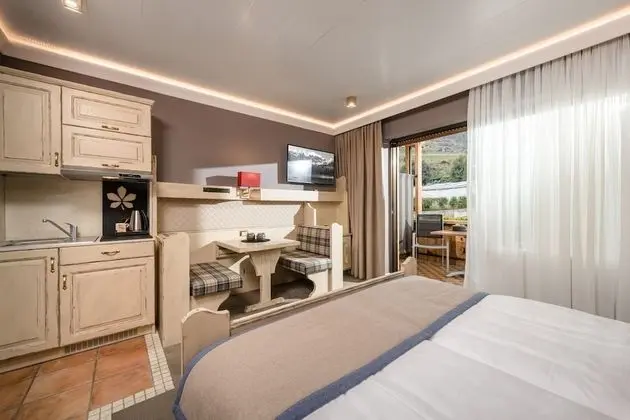 Tek Büyük Yataklı Oda