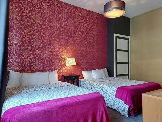Üç Kişilik Oda
