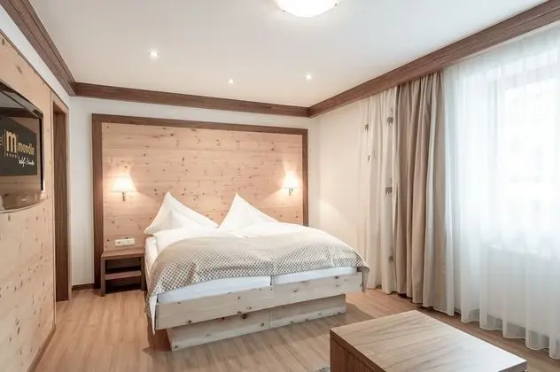 Comfort Tek Büyük Yataklı Oda, Dağ Manzaralı