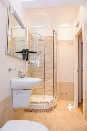 Tek Büyük Yataklı Oda, Özel Banyo (up to 3 people)