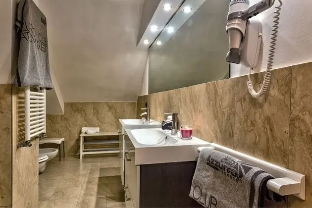 Tek Büyük Yataklı Oda