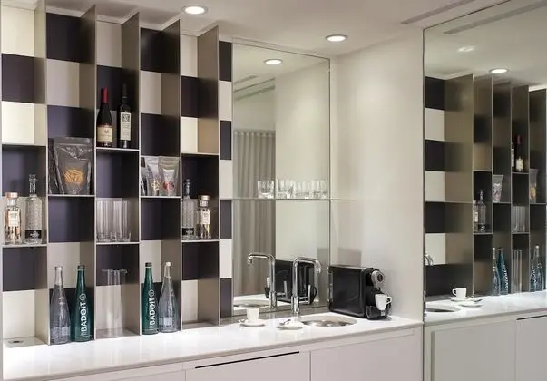 Minibar