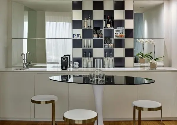 Minibar