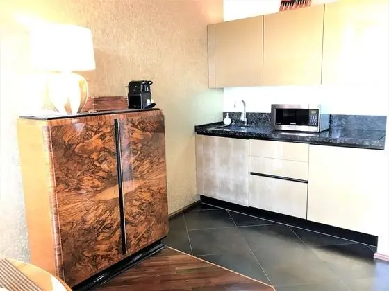 Luxury Executive Suite, 1 Bedroom, 1 Living room, Balcony (66 m2)