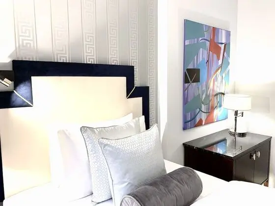 Mondrian Royal Suite, 2 Bedrooms (Main Market Square view, 180 m2)