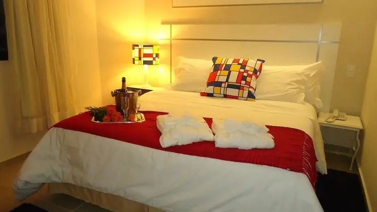 Mondrian Suite
