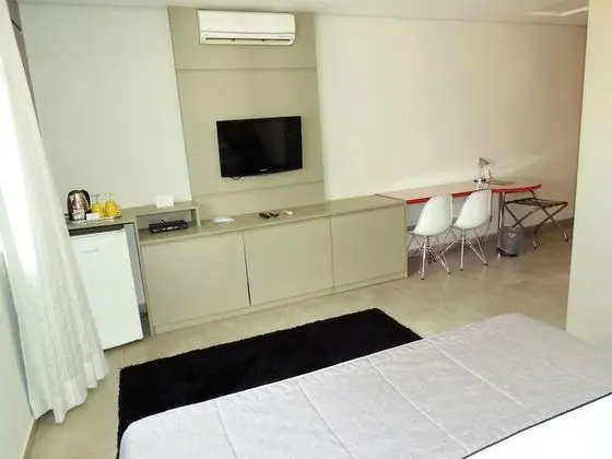 Mondrian Suite
