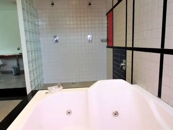 Mondrian Suite