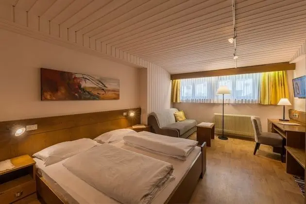 Superior Tek Büyük Yataklı Oda