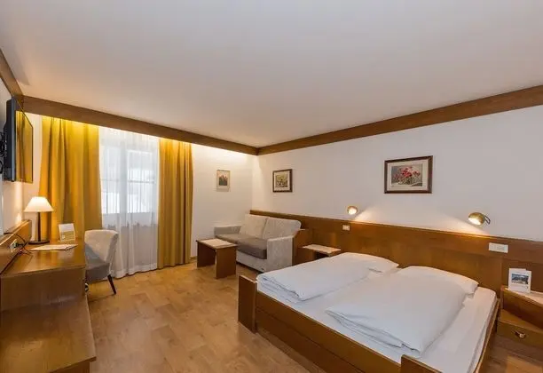 Superior Tek Büyük Yataklı Oda