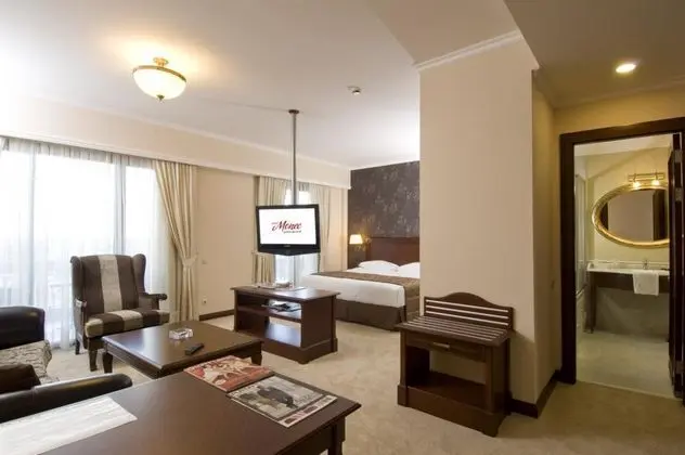 Suite, Şehir Manzaralı