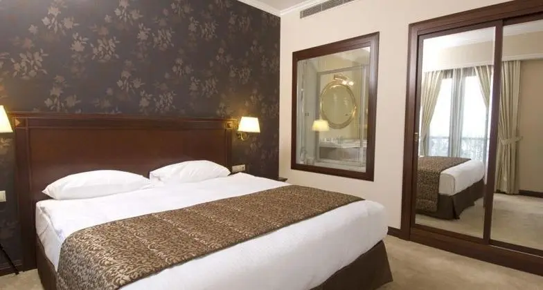 Suite, Şehir Manzaralı