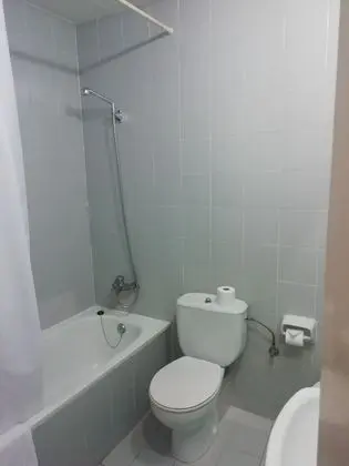 Tek Büyük Yataklı Oda (Interior)