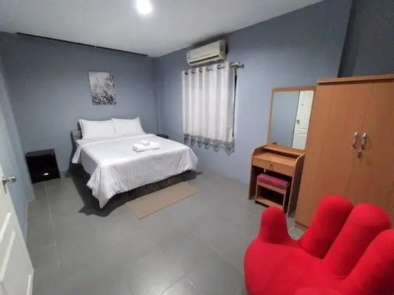 Deluxe Tek Büyük Yataklı Oda